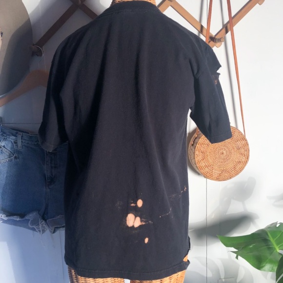 Thrashed KISS T-Shirt - Picture 5 of 5